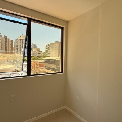 Sala com 48m², 1 garagem, no bairro Centro em Florianópolis