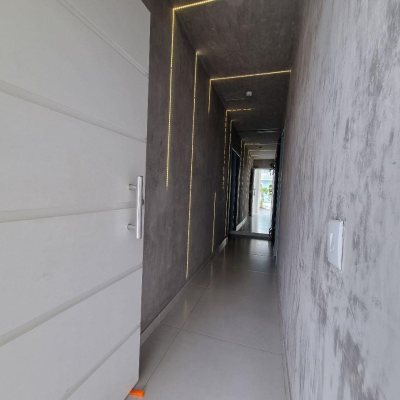 Casa Residencial com 450m², 8 quartos, 8 suítes, 5 garagens, no bairro Centro em Florianópolis