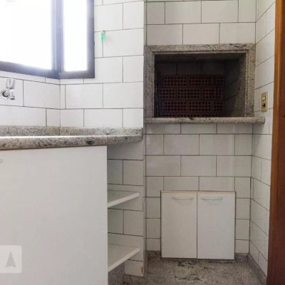 Apartamentos com 170m², 3 quartos, 2 suítes, 3 garagens, no bairro Centro em Florianópolis
