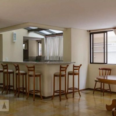 Apartamentos com 170m², 3 quartos, 2 suítes, 3 garagens, no bairro Centro em Florianópolis