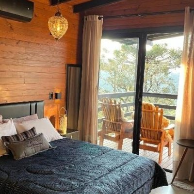 Sitio com 130m², 3 quartos, 3 suítes, 3 garagens, no bairro Centro em Urubici