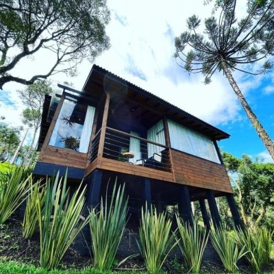 Sitio com 130m², 3 quartos, 3 suítes, 3 garagens, no bairro Centro em Urubici