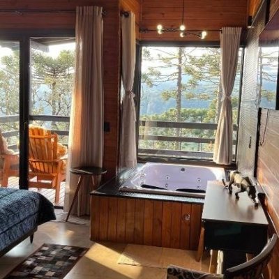 Sitio com 130m², 3 quartos, 3 suítes, 3 garagens, no bairro Centro em Urubici