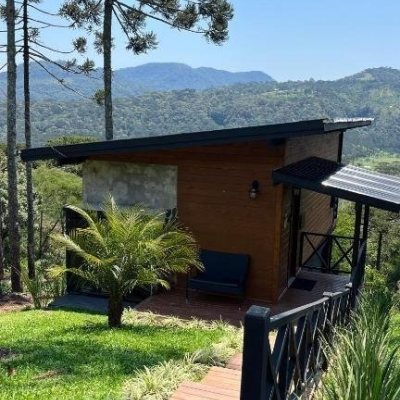 Sitio com 130m², 3 quartos, 3 suítes, 3 garagens, no bairro Centro em Urubici