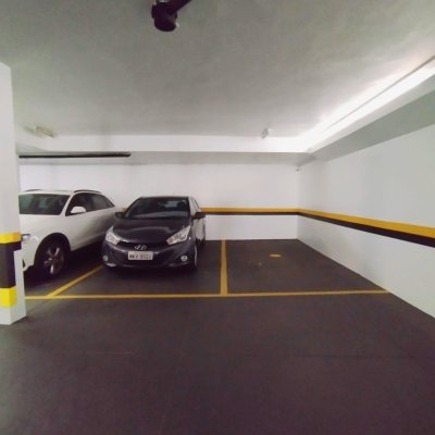 Apartamentos com 211m², 4 quartos, 1 suíte, 2 garagens, no bairro Centro em Florianópolis