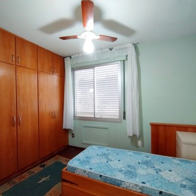 Apartamentos com 211m², 4 quartos, 1 suíte, 2 garagens, no bairro Centro em Florianópolis