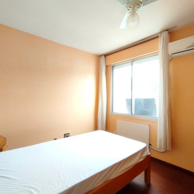 Apartamentos com 211m², 4 quartos, 1 suíte, 2 garagens, no bairro Centro em Florianópolis