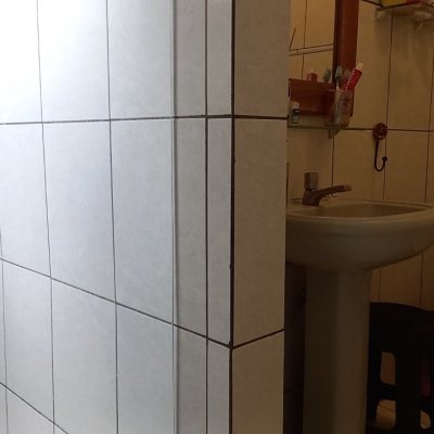 Casa Residencial com 136m², 3 quartos (sendo 1 suíte), 2 garagens, no bairro Campeche em Florianópolis