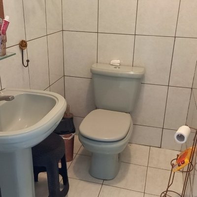 Casa Residencial com 136m², 3 quartos (sendo 1 suíte), 2 garagens, no bairro Campeche em Florianópolis