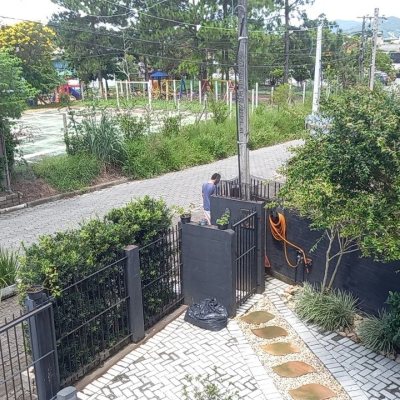 Casa Residencial com 136m², 3 quartos (sendo 1 suíte), 2 garagens, no bairro Campeche em Florianópolis