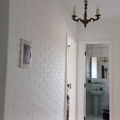 Casa Residencial com 136m², 3 quartos (sendo 1 suíte), 2 garagens, no bairro Campeche em Florianópolis