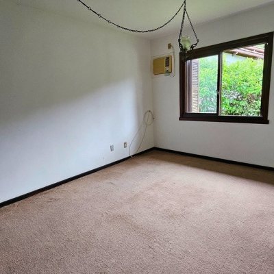 Casa em Condomínio com 190m², 4 quartos (sendo 1 suíte), 4 garagens, no bairro Carvoeira em Florianópolis