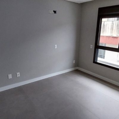 Apartamentos com 76m², 2 quartos, 2 suítes, 2 garagens, no bairro Ingleses em Florianópolis