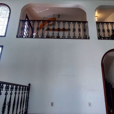 Casa Residencial/Comercial com 300m², 4 garagens, no bairro Jardim Atlântico em Florianópolis