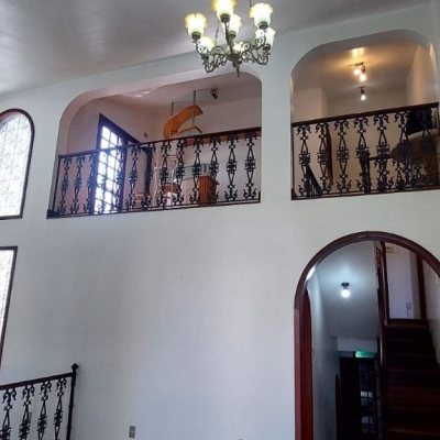 Casa Residencial/Comercial com 300m², 4 garagens, no bairro Jardim Atlântico em Florianópolis