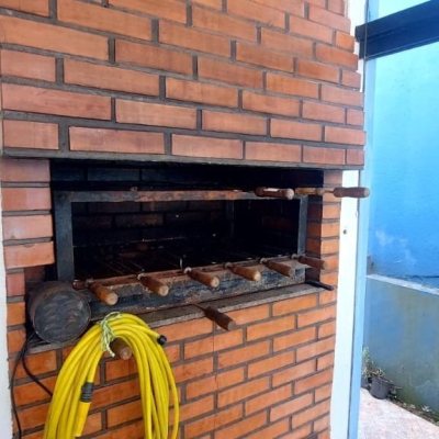 Casa Residencial/Comercial com 300m², 4 garagens, no bairro Jardim Atlântico em Florianópolis