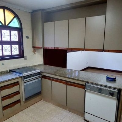 Casa Residencial/Comercial com 300m², 4 garagens, no bairro Jardim Atlântico em Florianópolis