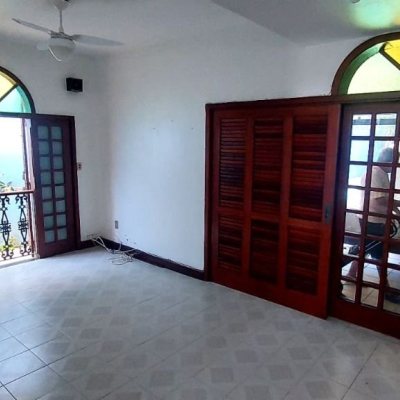 Casa Residencial/Comercial com 300m², 4 garagens, no bairro Jardim Atlântico em Florianópolis