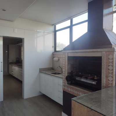 Cobertura com 396m², 3 quartos, 1 suíte, 2 garagens, no bairro Bom Abrigo em Florianópolis