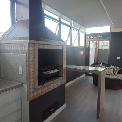 Cobertura com 396m², 3 quartos, 1 suíte, 2 garagens, no bairro Bom Abrigo em Florianópolis