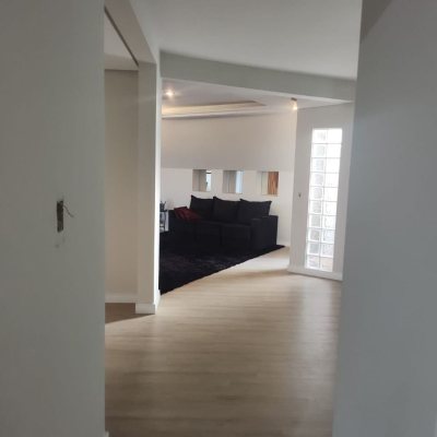 Cobertura com 396m², 3 quartos, 1 suíte, 2 garagens, no bairro Bom Abrigo em Florianópolis