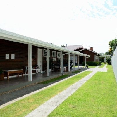 Casa Residencial com 158m², 3 quartos, 1 suíte, no bairro Lagoa da Conceição em Florianópolis