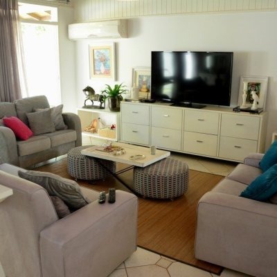 Casa Residencial com 158m², 3 quartos, 1 suíte, no bairro Lagoa da Conceição em Florianópolis