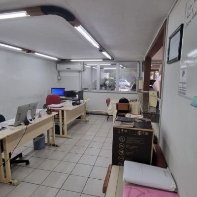 Predio com 361m², 6 garagens, no bairro Centro em Florianópolis