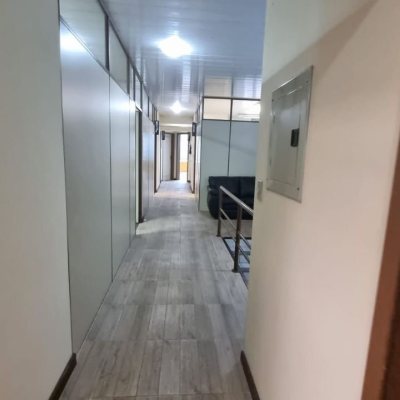 Predio com 361m², 6 garagens, no bairro Centro em Florianópolis
