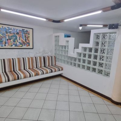 Predio com 361m², 6 garagens, no bairro Centro em Florianópolis