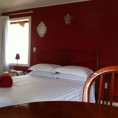 Casa Residencial com 250m², 5 quartos, 3 suítes, 4 garagens, no bairro Jurerê Internacional em Florianópolis