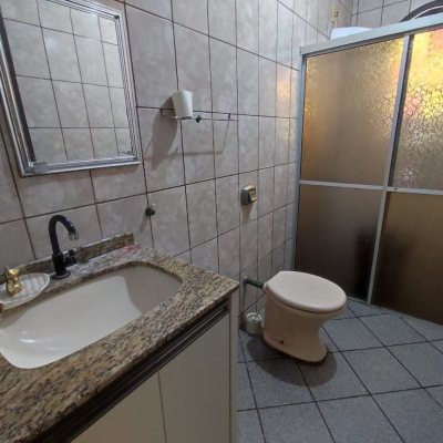 Casa Residencial com 100m², 3 quartos, 2 garagens, no bairro Areias em São José