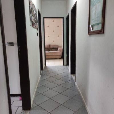 Casa Residencial com 100m², 3 quartos, 2 garagens, no bairro Areias em São José