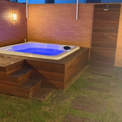 Sobrado Residencial com 120m², 3 quartos (sendo 2 suítes), 2 garagens, no bairro Areias em São José