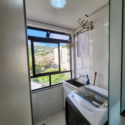 Apartamentos com 66m², 2 quartos, 1 suíte, 2 garagens, no bairro Centro em Florianópolis