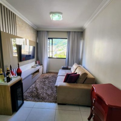 Apartamentos com 66m², 2 quartos, 1 suíte, 2 garagens, no bairro Centro em Florianópolis