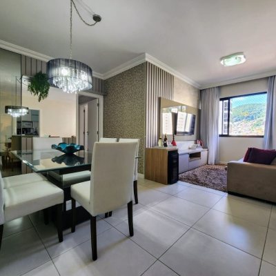 Apartamentos com 66m², 2 quartos, 1 suíte, 2 garagens, no bairro Centro em Florianópolis