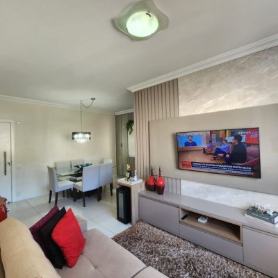 Apartamentos com 66m², 2 quartos, 1 suíte, 2 garagens, no bairro Centro em Florianópolis