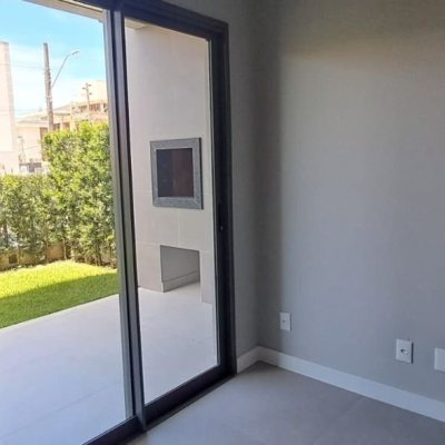Apartamentos com 91m², 3 quartos, 1 suíte, 2 garagens, no bairro Ingleses em Florianópolis