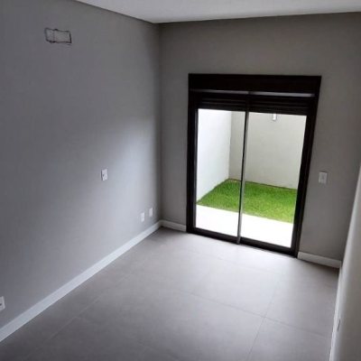 Apartamentos com 91m², 3 quartos, 1 suíte, 2 garagens, no bairro Ingleses em Florianópolis
