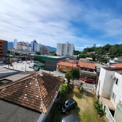 Terreno Comercial/Residencial com 800m², no bairro Agronômica em Florianópolis