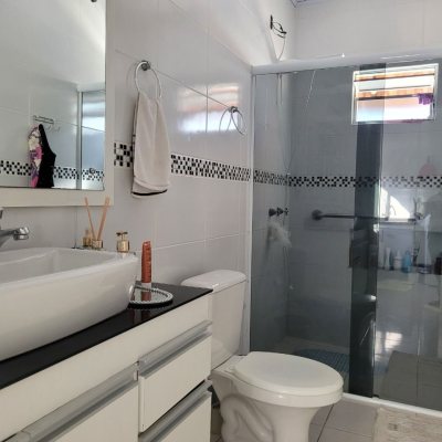 Casa Residencial com 160m², 3 quartos, 1 garagem, no bairro Serraria em São José