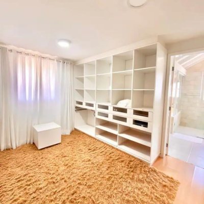 Casa em Condomínio com 380m², 4 quartos, 1 suíte, 3 garagens, no bairro Praia Mole em Florianópolis