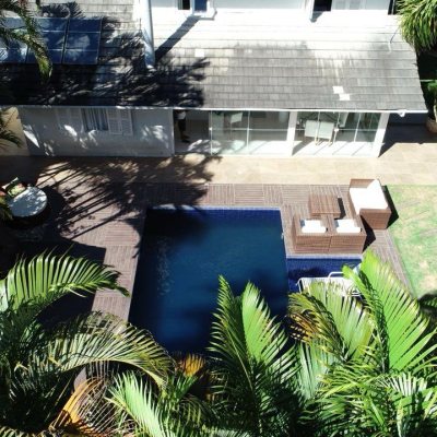 Casa em Condomínio com 380m², 4 quartos, 1 suíte, 3 garagens, no bairro Praia Mole em Florianópolis