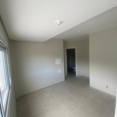 Cobertura com 102m², 3 quartos, 2 suítes, 2 garagens, no bairro Itacorubi em Florianópolis