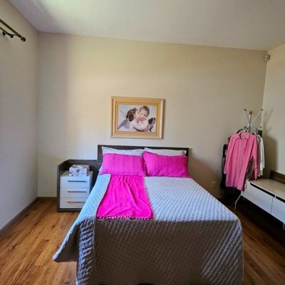 Casa Residencial com 280m², 4 quartos (sendo 3 suítes), 2 garagens, no bairro Sul Do Rio em Santo Amaro Da Imperatriz