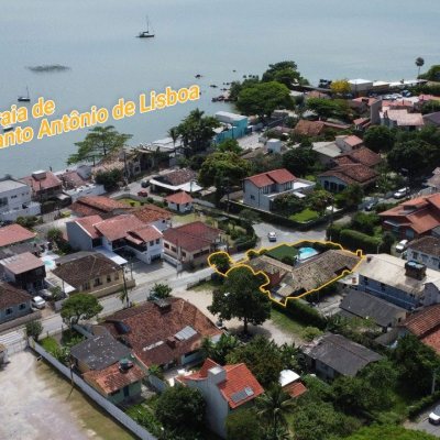 Casa Residencial com 250m², 4 quartos, 1 suíte, no bairro Santo Antônio De Lisboa em Florianópolis