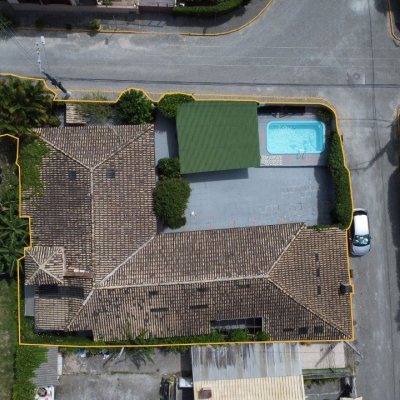 Casa Residencial com 250m², 4 quartos, 1 suíte, no bairro Santo Antônio De Lisboa em Florianópolis