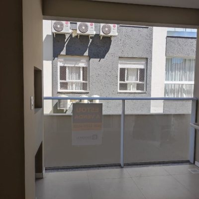 Apartamentos com 47m², 2 quartos, 1 suíte, 1 garagem, no bairro Cachoeira do Bom Jesus em Florianópolis