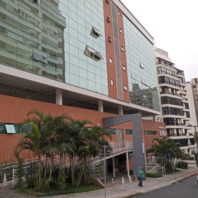 Sala com 52m², 1 garagem, no bairro Agronômica em Florianópolis